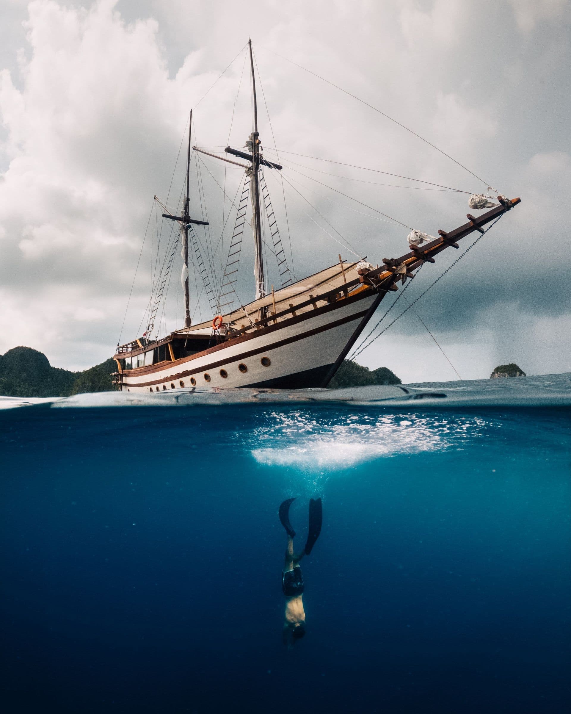 Senja Vessel and diving